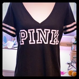 VS Pink V neck T-Shirt